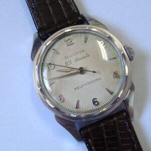 VINTAGE AUTOMATIC BULOVA ,RUN GREAT